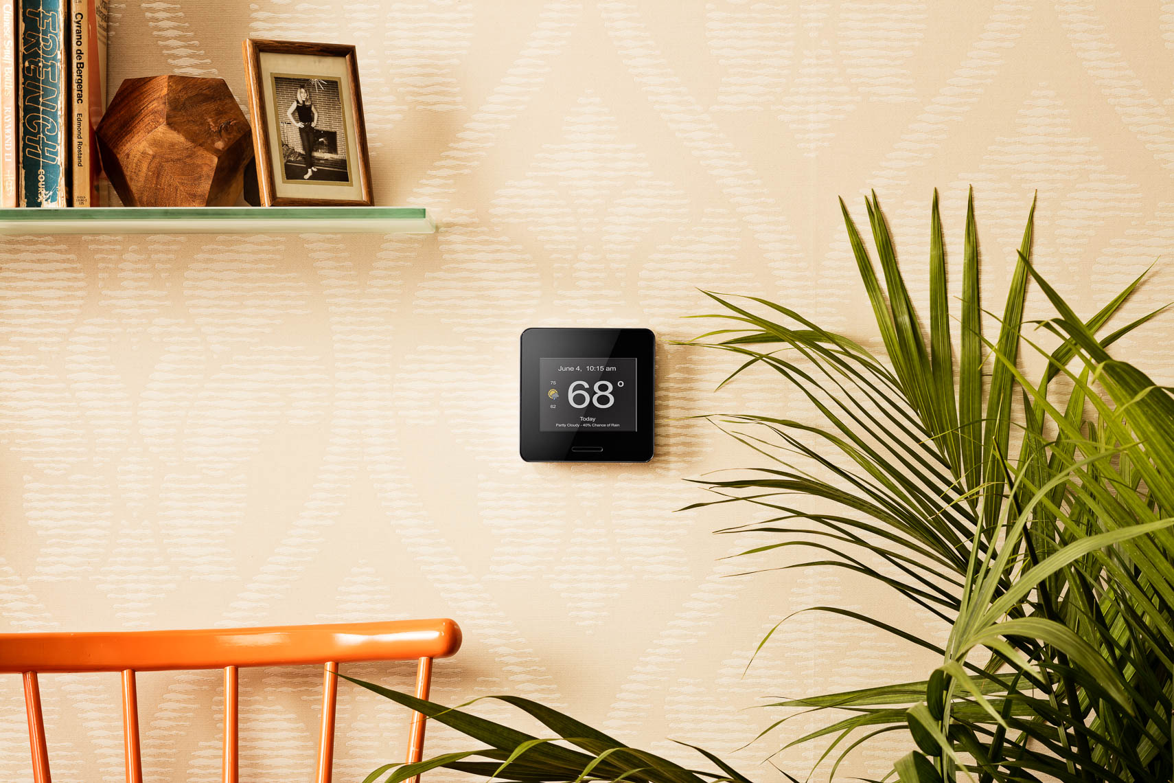 product photographer lifestyle photography of wifi weather station  still life 